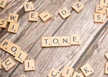 Resonansledelse er en masse bogstaver som bliver til tone