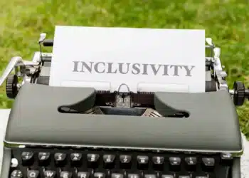 Hvad er social kapital - skrivemaskine skriver social lighed