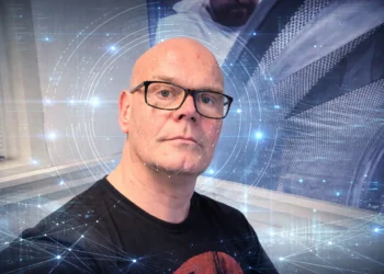 Nikolaj Mackowski og pattern recognition patterns over close up billede