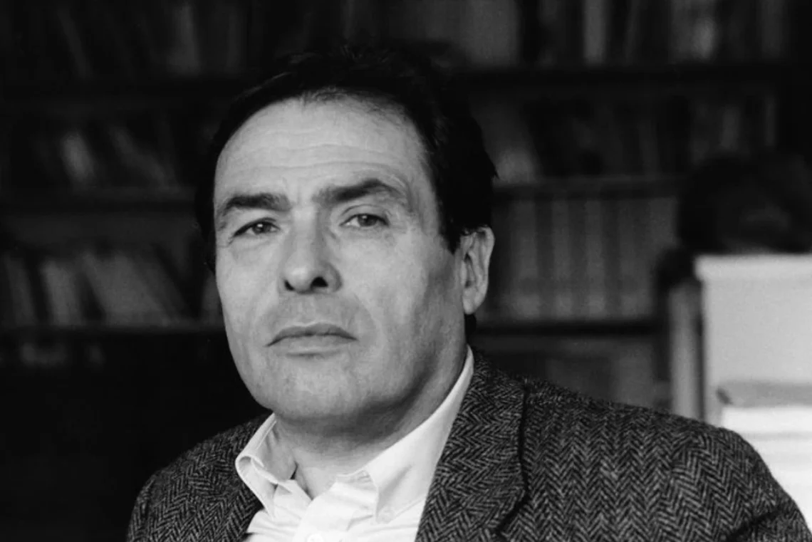 Social kapital Bourdieus teori - her sort_hvid billede af Pierre selv
