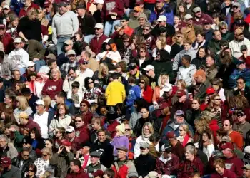 stor menneskemængde som visualisering af receptionsmodellen.