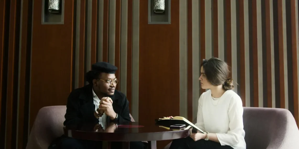 mand og kvinde hvor kvinden bestemmer som interessent i interessentanalyse