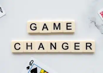 gamemaster modellen - her game changer vist med game changer bogstaver