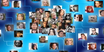 skrive en anbefaling eller ikke - forbundne mennesker som på LinkedIn