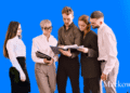 5 personer i et team som i teamledelse infografik