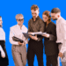 5 personer i et team som i teamledelse infografik