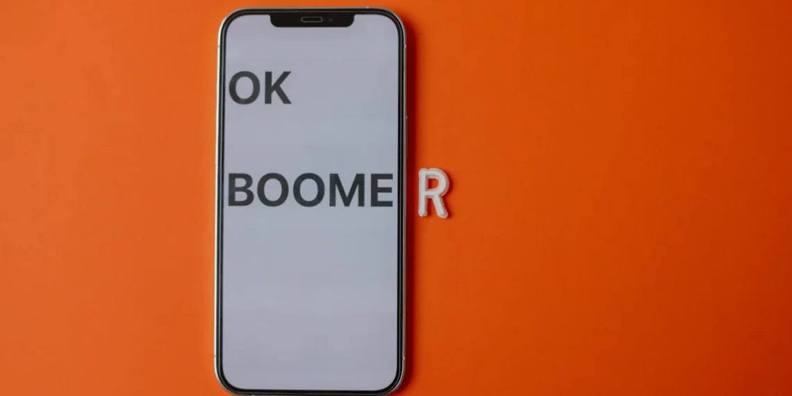 Babyboomerne - OK Boomer står på mobiltelefon