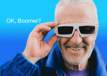 Ok, Boomer? tager 3D briller på og viser overskud på blå baggrund