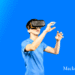 Innovationstesten i innovationsledelse ung mand med VR-biller på blå baggrund FINAL