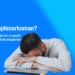 Arbejdsnarkoman sover oven på MacBook på kontoret V2.0.