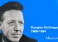Douglas McGregor portrætbillede af Leder Nikolaj Mackowski